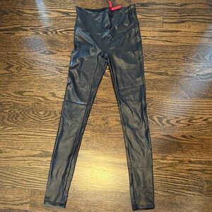 Spanx faux leather legging small